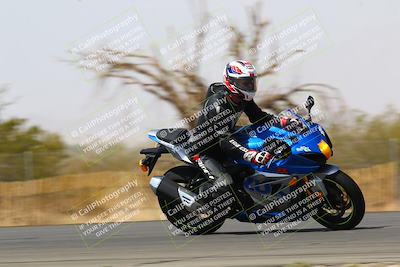 media/Mar-28-2022-Superbike Trackdays (Mon) [[b8603d0f67]]/Open Track Time/Turn 3 Inside/